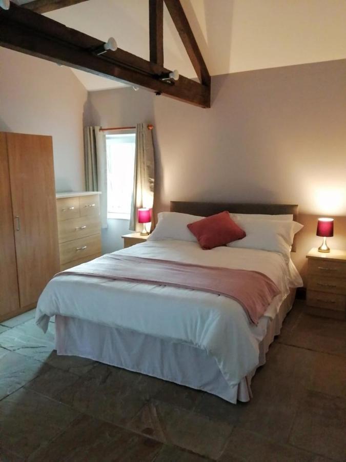 Appartement The Barn. à Carmarthen Extérieur photo